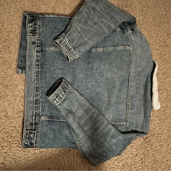 {Offline by Aerie} fleece lined denim jacket - Picture 6 of 7